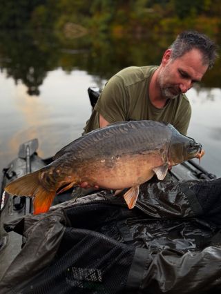 Další kapřík z týdenní výpravy, na kterou jsem se vydal otestovat nový druh NEONEK.